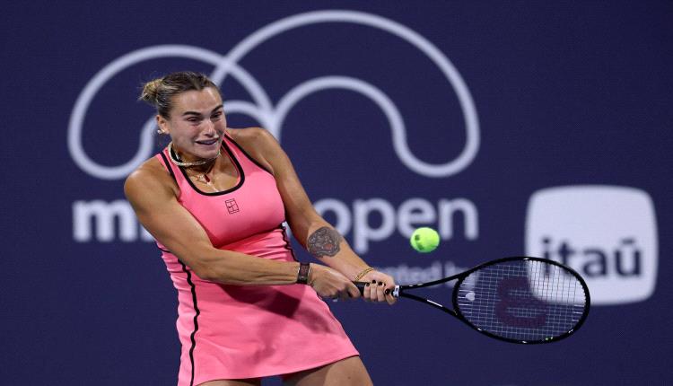 غوف وسابالينكا تتقدمان إلى الدور الثالث من بطولة ميامي للتنس