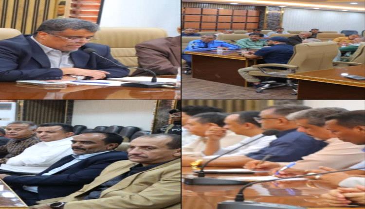 الشاذلي يترأس اجتماعًا موسعًا لمدراء عموم المديريات والمكاتب التنفيذية بعدن لمناقشة مستجدات الأوضاع وجهود الطوارئ