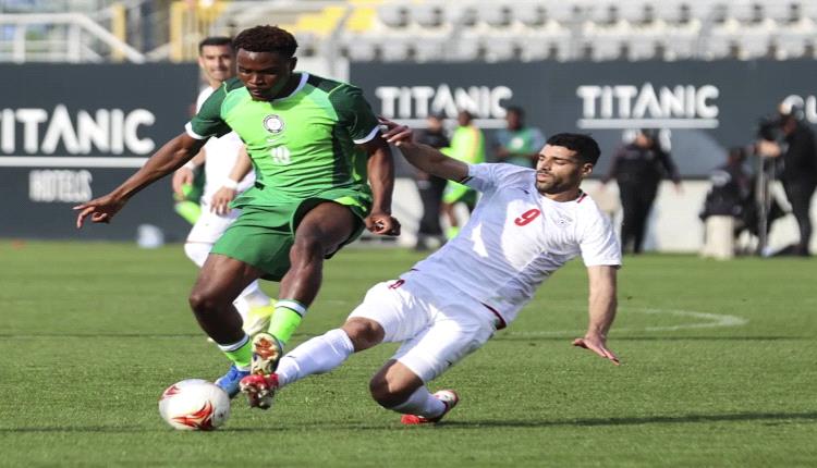 نيجيريا تضرب إيران بثنائية
