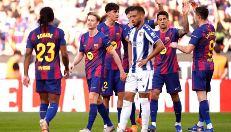 بخلاف رافينيا.. نجم برشلونة خارج حسابات فليك في موقعة أتلتيكو مدريد