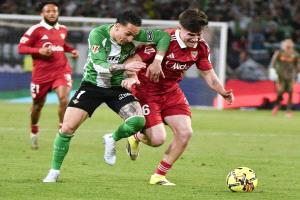 تعادل درامي يحسم مواجهة ديربي الأندلس بين بيتيس و إشبيلية 