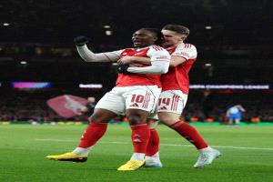 ثنائية إيزي ورايس في مرمى ليفركوزن تقود آرسنال إلى ربع نهائي دوري الأبطال