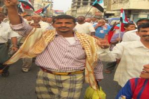 وفاة القيادي في الحراك الجنوبي المناضل أنور إسماعيل بعد صراع مع ا..