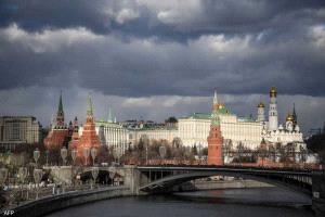 روسيا تطرد دبلوماسياً بريطانياً بتهمة التجسس