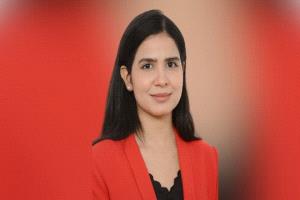  عهد ياسين : التهديدات من شخصيات سياسية ودينية يمنية تلاحقني الى خارج البلاد