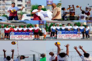 بمشاركة نجوم اللعبة.. فريق الشهيد عواد يحقق فوزا مثيرا على بركان الخور ويتأهل لنصف نهائي بطولة الشهيد عواد الحسني للكرة الطائرة