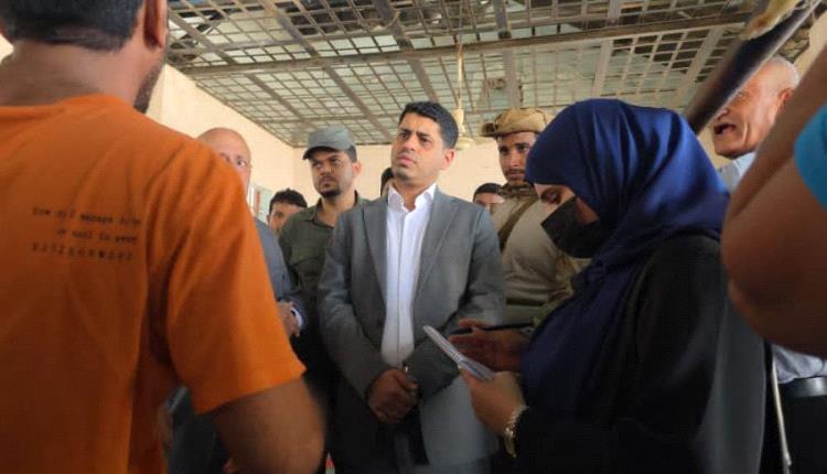 حقوق الإنسان يقف على أوضاع النزلاء في السجن المركزي بعدن 