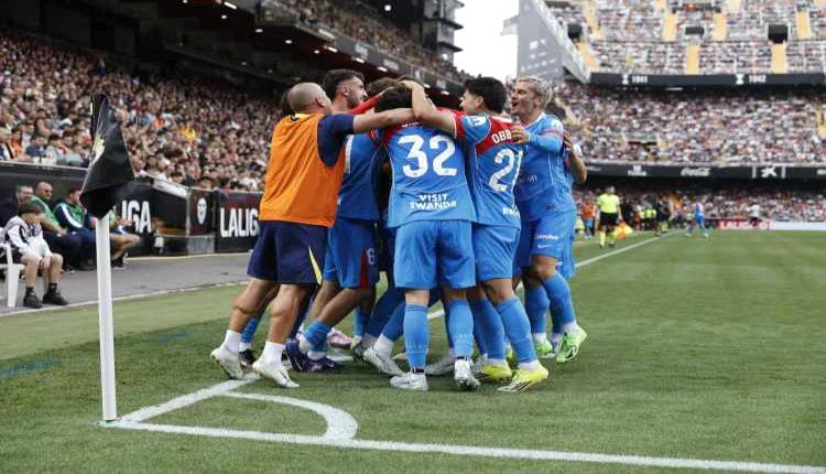 أتلتيكو مدريد يستعد لآرسنال بفوزه على مضيفه فالنسيا في الليجا