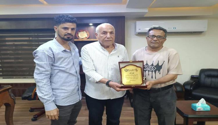 الكابتن مروان مسعود يبحث مع نادي الزمالك المصري آفاق التعاون الرياضي مع نادي الطيران