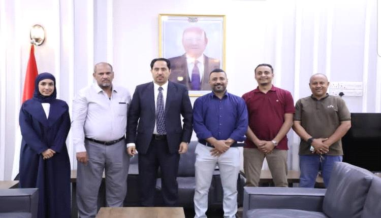 وزير الشباب والرياضة يلتقي اللجنة التحضيرية لبطولة مصارعة الذراعين ويطلع على آخر التجهيزات 