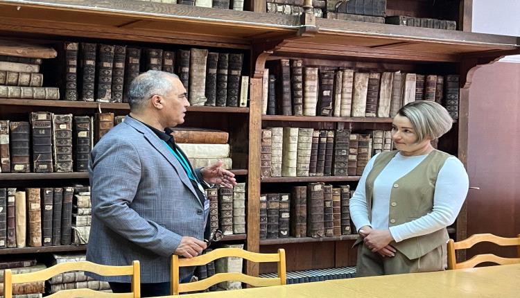 وزير التربية (العبادي) يزور عدد من المؤسسات التعليمية والمكتبة القديمة بمدينة قازان عاصمة جمهورية تتارستان 