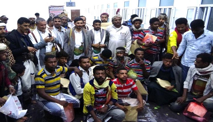 الحوثيون يوسّعون التجنيد التعبوي بين المهمشين والمسنين
