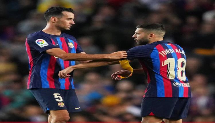 إهانات قاسية.. نجم برشلونة السابق يسب 4 حكام