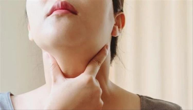 اليوم العالمي للغدة الدرقية.. علامات مفاجئة لاختلال الهرمونات