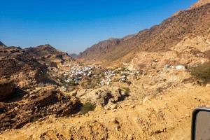 مهاجرو القرن الأفريقي... ضحايا الحوثيين وشبكات التهريب
