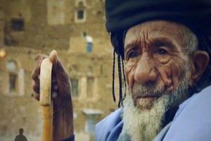صوت القبيلة اليمنية.. عنصرية الحوثي تهين الدواشين
