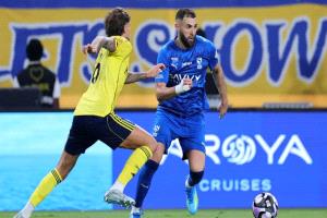 الهلال يرفض أول هزيمة ويؤجل تتويج النصر بالدوري السعودي