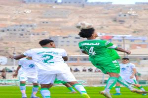المكلا يهزم شباب البيضاء ويشارك شعب حضرموت والعروبة صدارة الدوري اليمني لكرة القدم