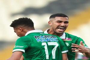 الرجاء يستفيق بقذيفة نجم الوداد السابق