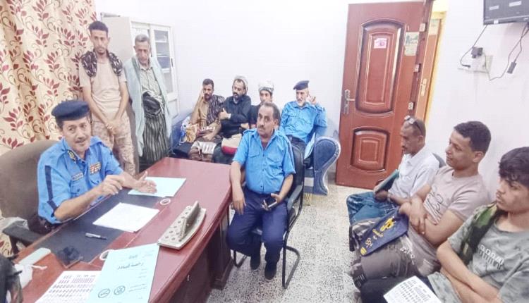 محاضرة توعوية في الجانب المروري  لطالبي رخصة قيادة السيارات بلحج
