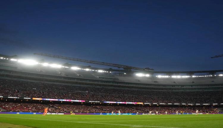الكامب نو يقتحم السباق.. المغرب يصارع الريال وبرشلونة على نهائي مونديال 2030
