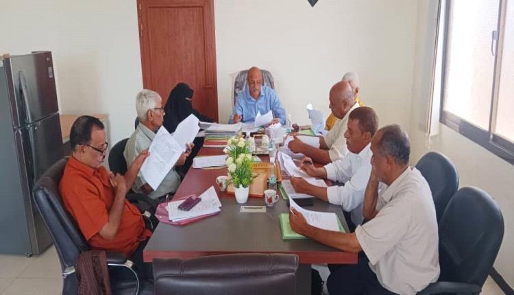 المجلس الأكاديمي بجامعة لحج يقر ترقيات لأعضاء هيئة التدريس ويعزز ضوابط العملية التعليمية