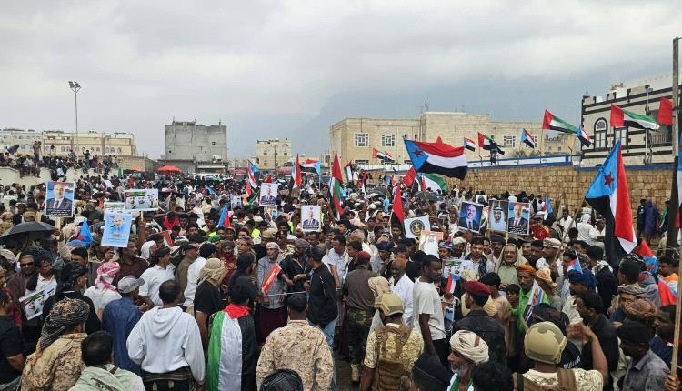 تقرير مصور - حشود جماهيرية في سقطرى تؤكد التمسك بقضية الجنوب وتطالب بحق تقرير المصير