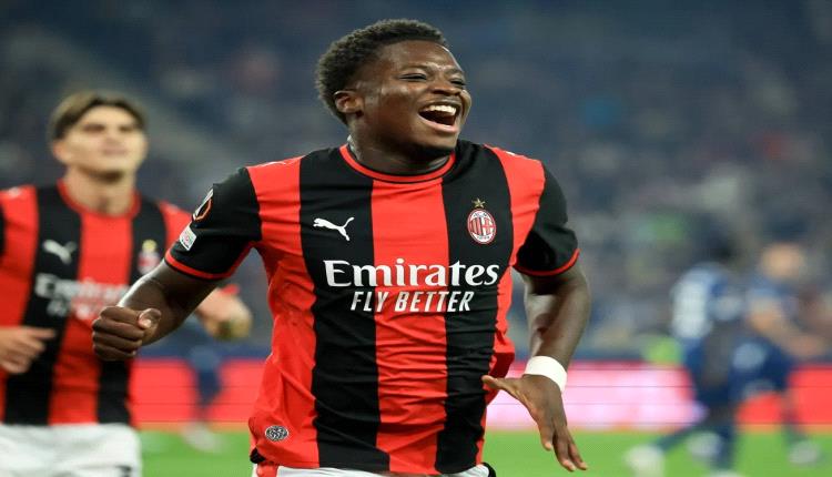 «هاتريك» سيسيه يقود ميلان لفوزه الأول في الدوري الأوروبي على سالزبورغ 