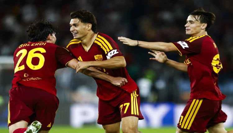 «الدوري الإيطالي» روما يهزم جنوه بثنائية