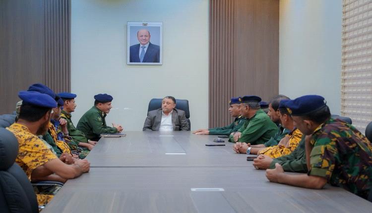 أبين : خطة ميدانية لرفع الجاهزية وحزمة قرارات لمواجهة الطوارئ وتعزيز أمن المحافظة