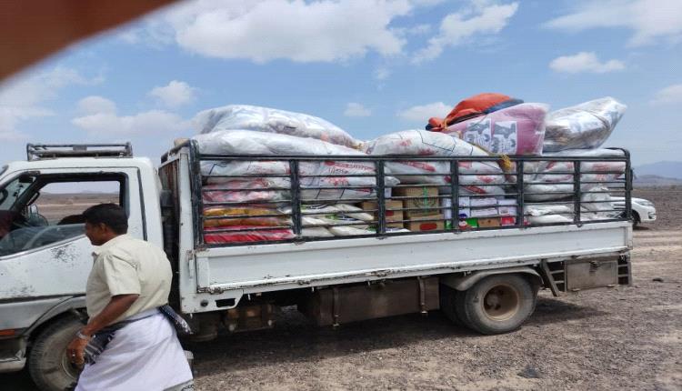 تسيير قافلة إغاثية غذائية وإيوائية للنازحين في وادي 