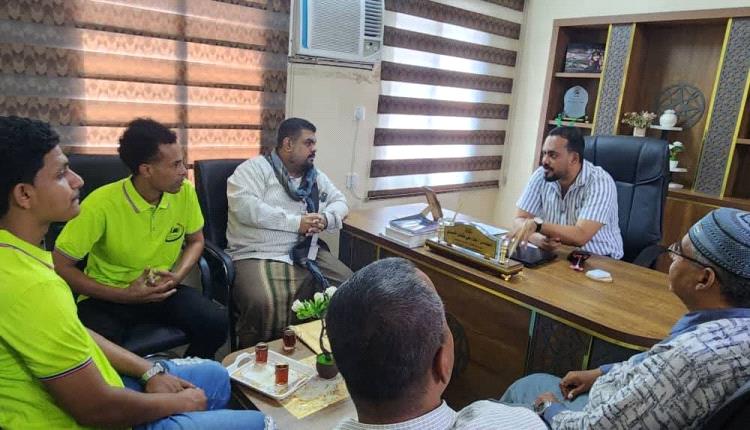 المدير العام لمكتب الشباب والرياضة يلتقي قيادة اتحاد الريشة الطائرة ويطّلع على خططهم القادمة