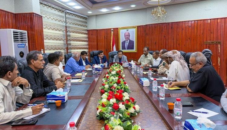 المهره. بحث احتياجات قطاع المياه والصرف الصحي ومشاريع لتطوير خدماته