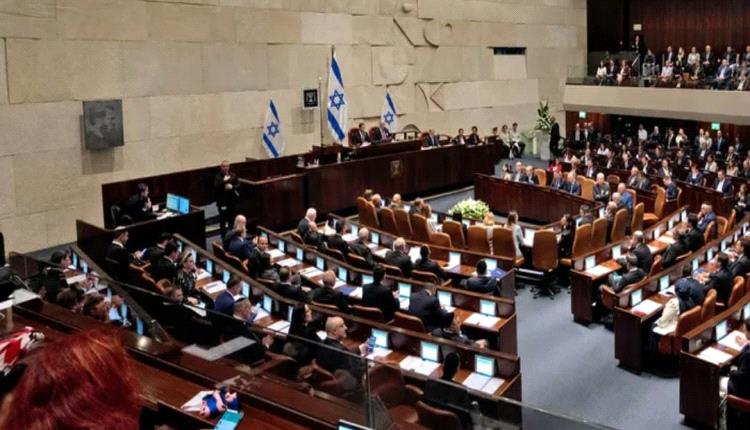 نتنياهو يفشل في حسم الأغلبية.. والأحزاب العربية تحقق 19 مقعدًا في الانتخابات الإسرائيلية