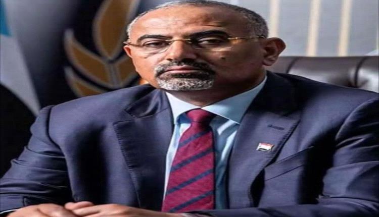 عد إلينا وقد ناصية الايام
فالموت ونحن معه في وئام