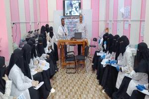 دورة تدريبية مكثفة حول التطبيق العملي في كيفية تحضير عينة أنسجة في معهد صبر العالي للعلوم الصحية بلحج