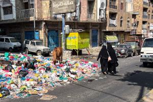 تعز تحت القصف والحصار... والقطاع الصحي يقترب من الانهيار
