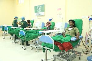 مركز الغسيل الكلوي بالغيضة يقدم 1463 خدمة طبية مجانية خلال سبتمبر