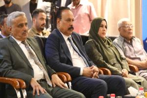 وزير الأشغال العامة والطرق يدشن ورشة حول تعزيز المرونة المجتمعية في عدن