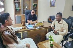 العمودي يناقش أوضاع ونشاط نادي النخبة ويؤكد دعم مكتب الشباب والرياضة بساحل حضرموت