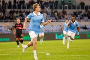 لاتسيو يتصدر الدوري الإيطالي بفوزه على بارما