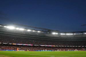 الكامب نو يقتحم السباق.. المغرب يصارع الريال وبرشلونة على نهائي مونديال 2030