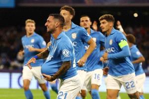 نابولي يحقق فوزا مثيرا على بودو جليمت في دوري أبطال أوروبا