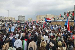 تقرير مصور - حشود جماهيرية في سقطرى تؤكد التمسك بقضية الجنوب وتطالب بحق تقرير المصير