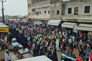 سقطرى.. حشود جماهيرية في مليونية التعبئة الشعبية احتفاءً بذكرى ثورة 14 أكتوبر