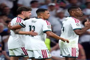 تشكيل ريال مدريد: مورينيو يفاجئ لاعبه المتألق.. وتغيير مركز فالفيردي