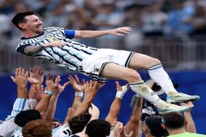 منتخب الأرجنتين يعلن عن أولى مبارياته بعد وداع 
