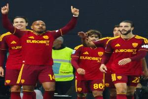 روما يضغط على إنتر ولاتسيو باجتياح أودينيزي