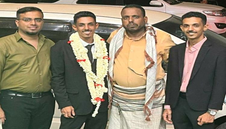 عبد الرحمن الطلحي يدخل القفص الذهبي.. ألف مبروك

