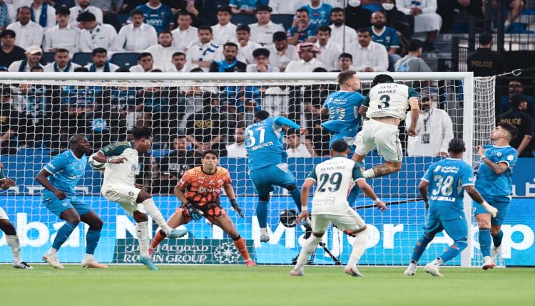 الهلال يضرب أهلي جدة بثلاثية نظيفة ويتصدر دوري روشن السعودي